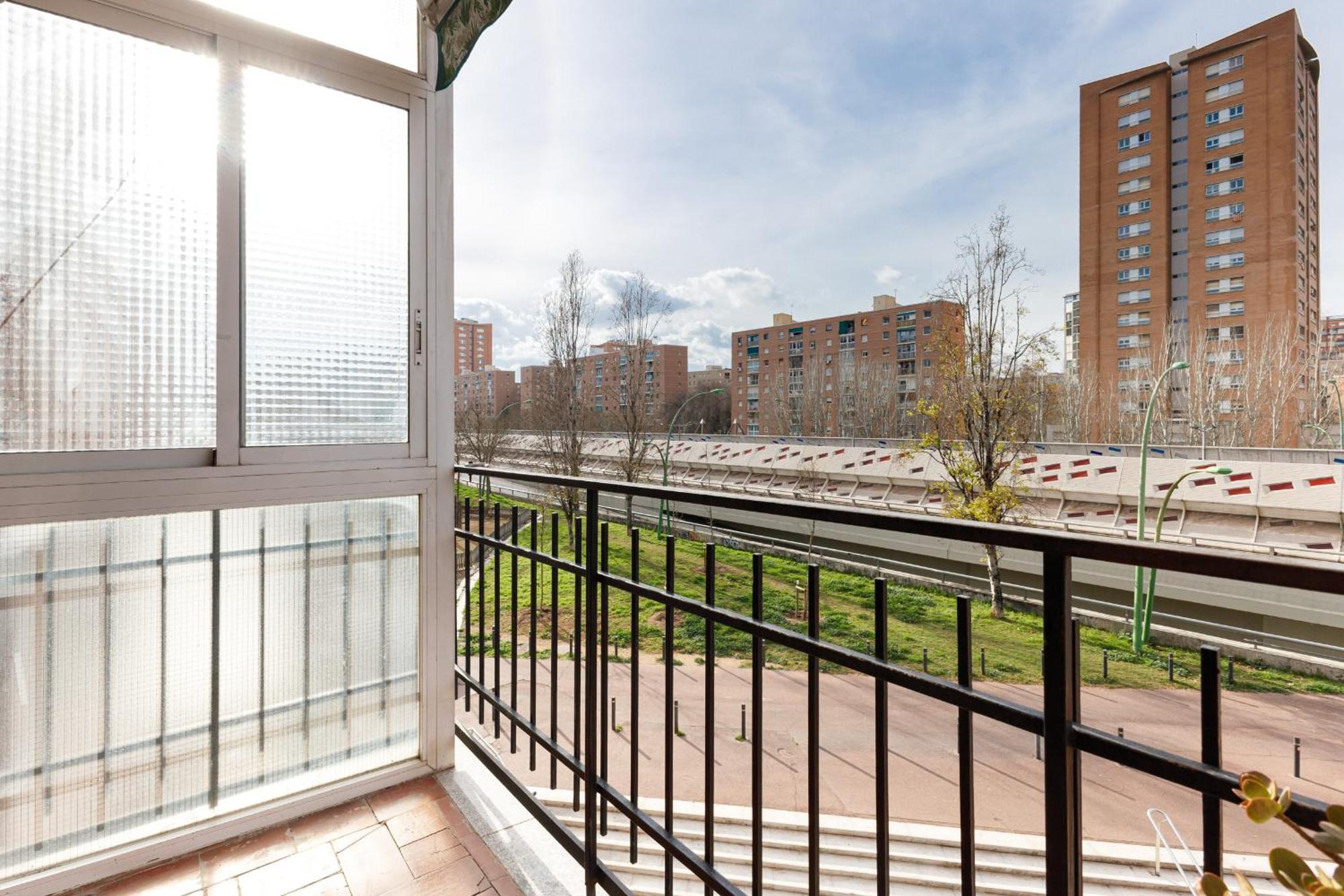 Besos - Bright Apartment Close To Congress & Port サン・アドリア・デ・ベソス エクステリア 写真
