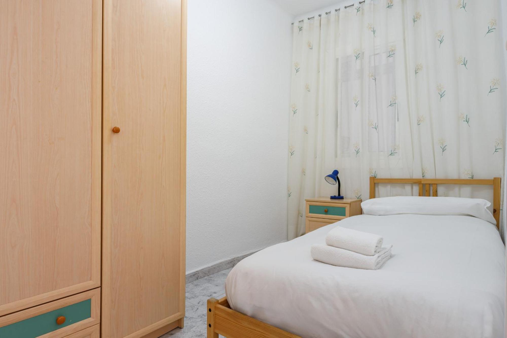 Besos - Bright Apartment Close To Congress & Port サン・アドリア・デ・ベソス エクステリア 写真