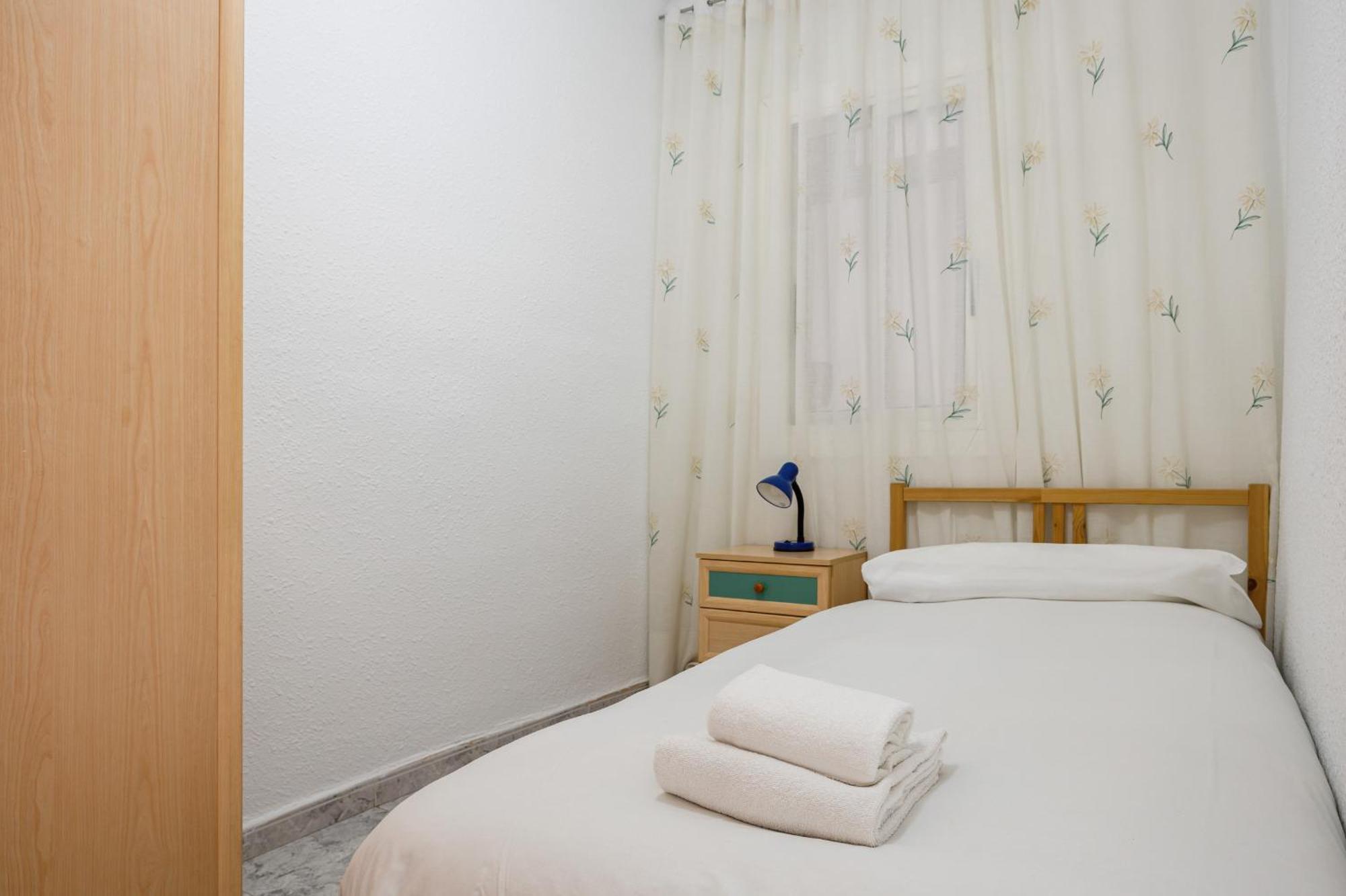 Besos - Bright Apartment Close To Congress & Port サン・アドリア・デ・ベソス エクステリア 写真