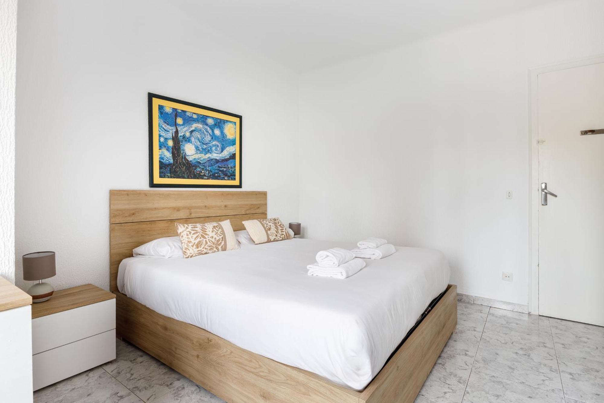 Besos - Bright Apartment Close To Congress & Port サン・アドリア・デ・ベソス エクステリア 写真
